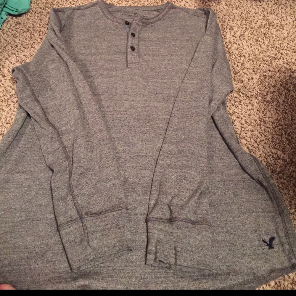 American Eagle Henley
